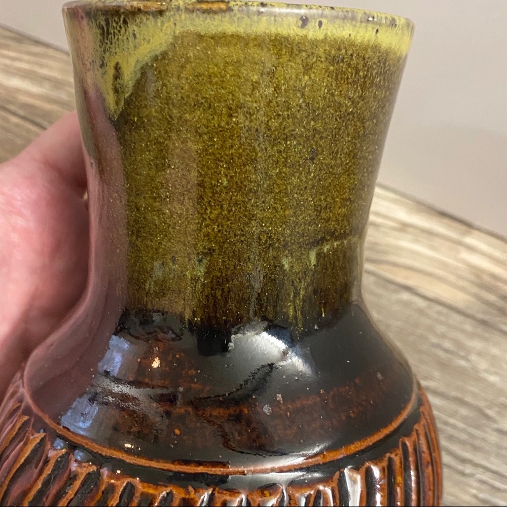 Glazed pottery vase in brown and mossy green - Picture 4 of 15